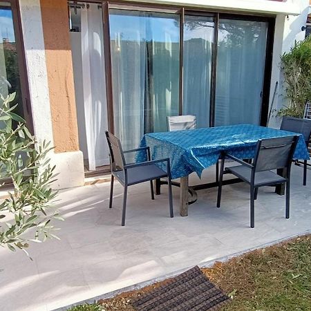 Port Cogolin, T2 Calme Dans Belle Residence, Piscine, Proche St Tropez Kültér fotó